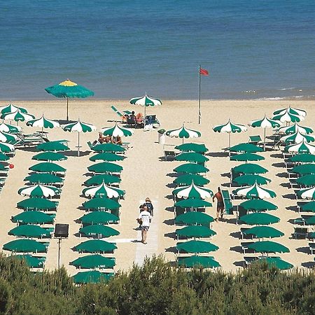 Hotel Doge Alba Adriatica Esterno foto