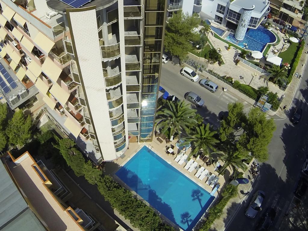 Hotel Doge Alba Adriatica Esterno foto