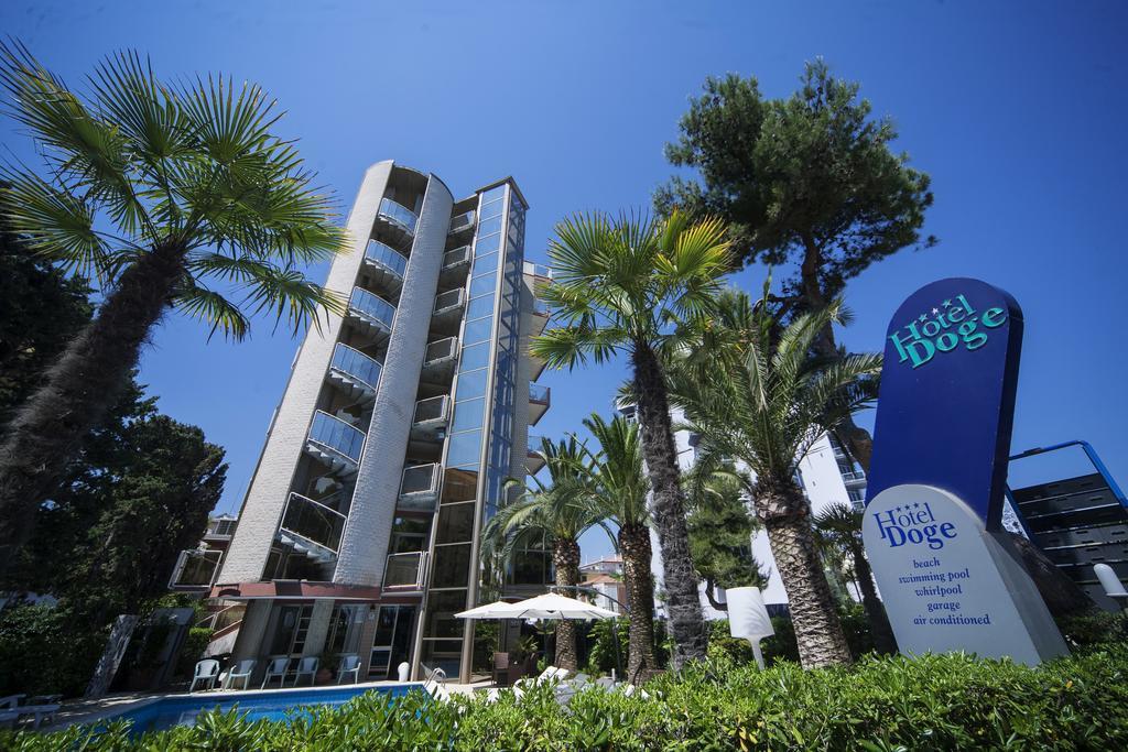 Hotel Doge Alba Adriatica Esterno foto