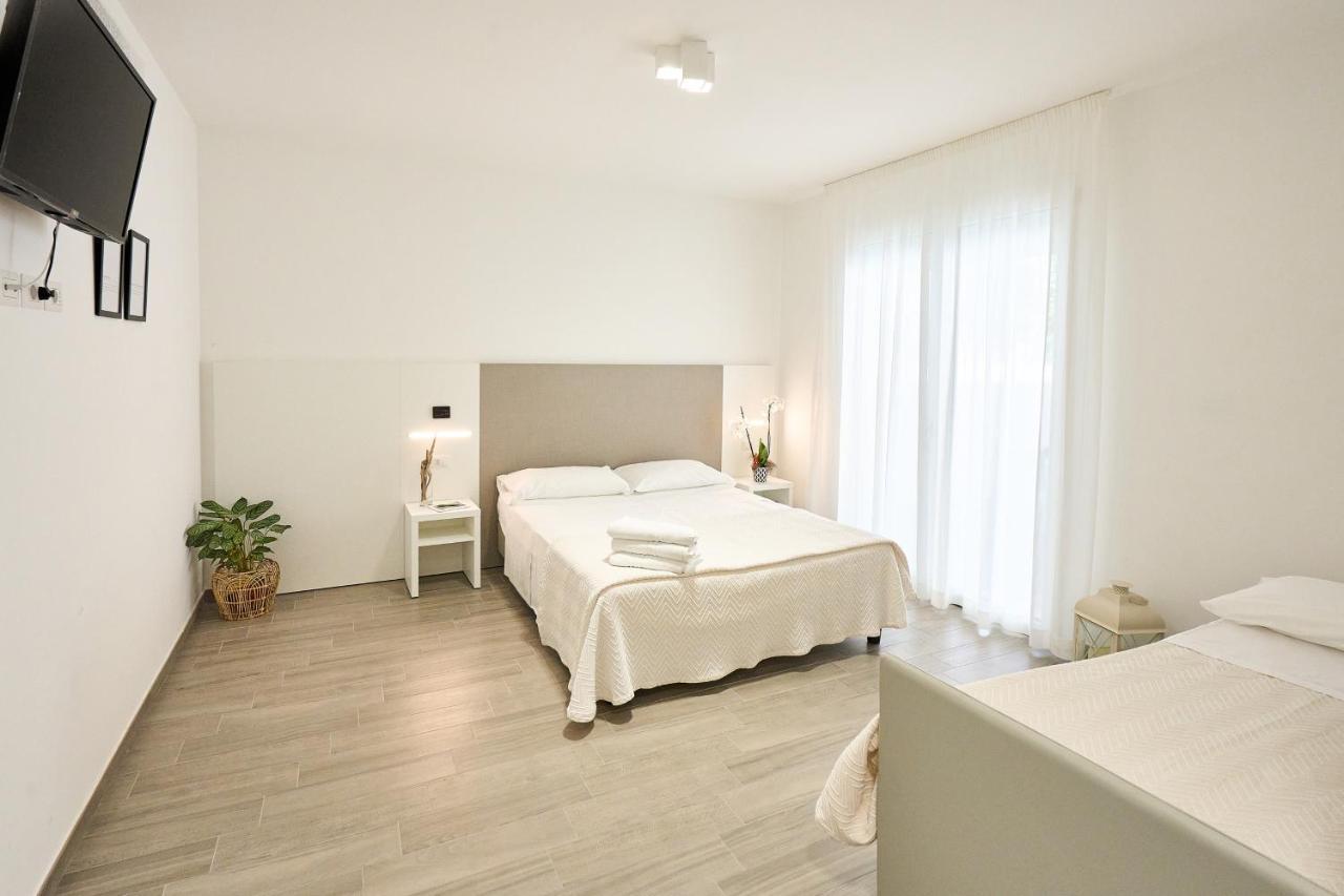 Hotel Doge Alba Adriatica Esterno foto