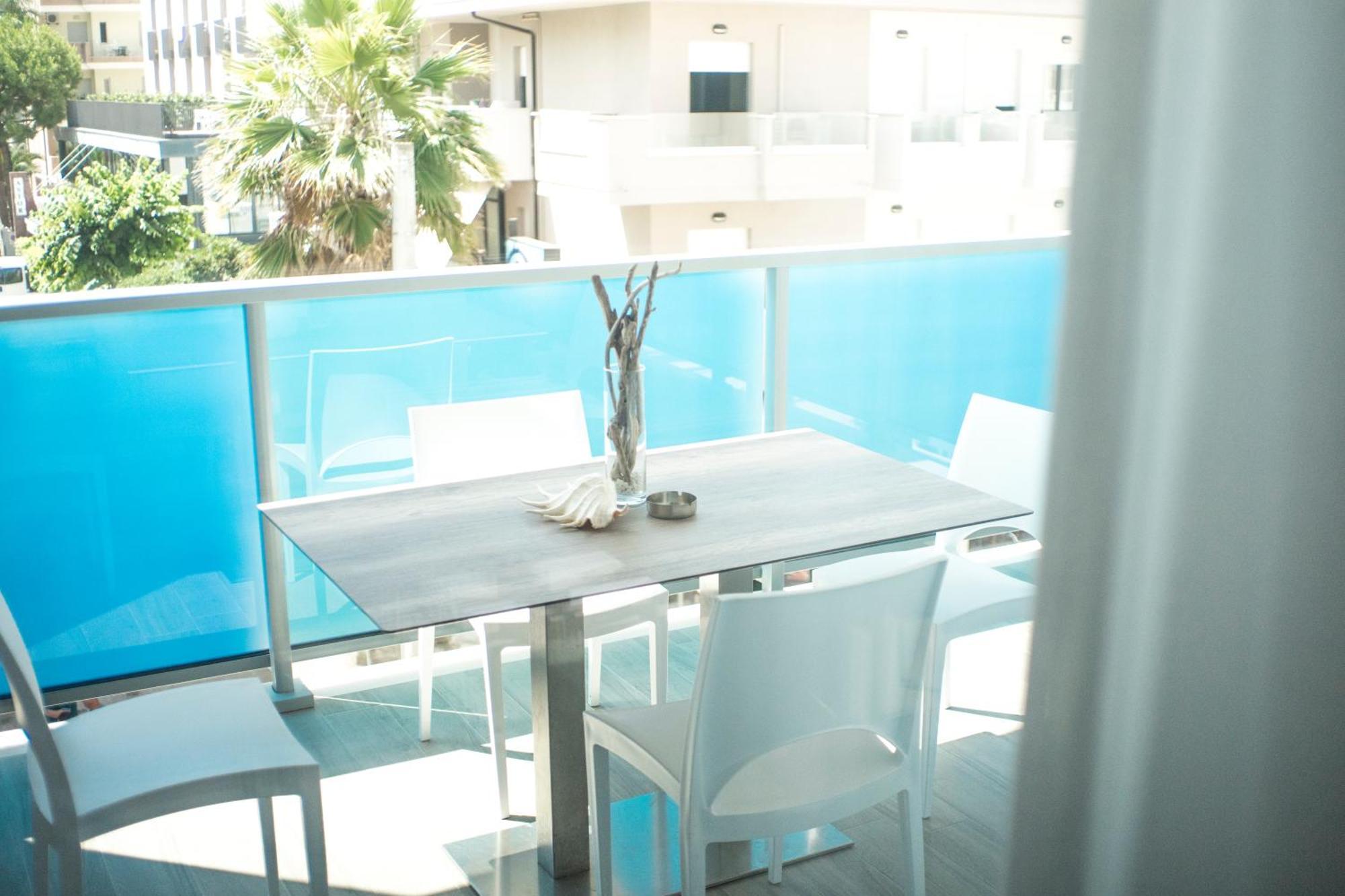 Hotel Doge Alba Adriatica Esterno foto